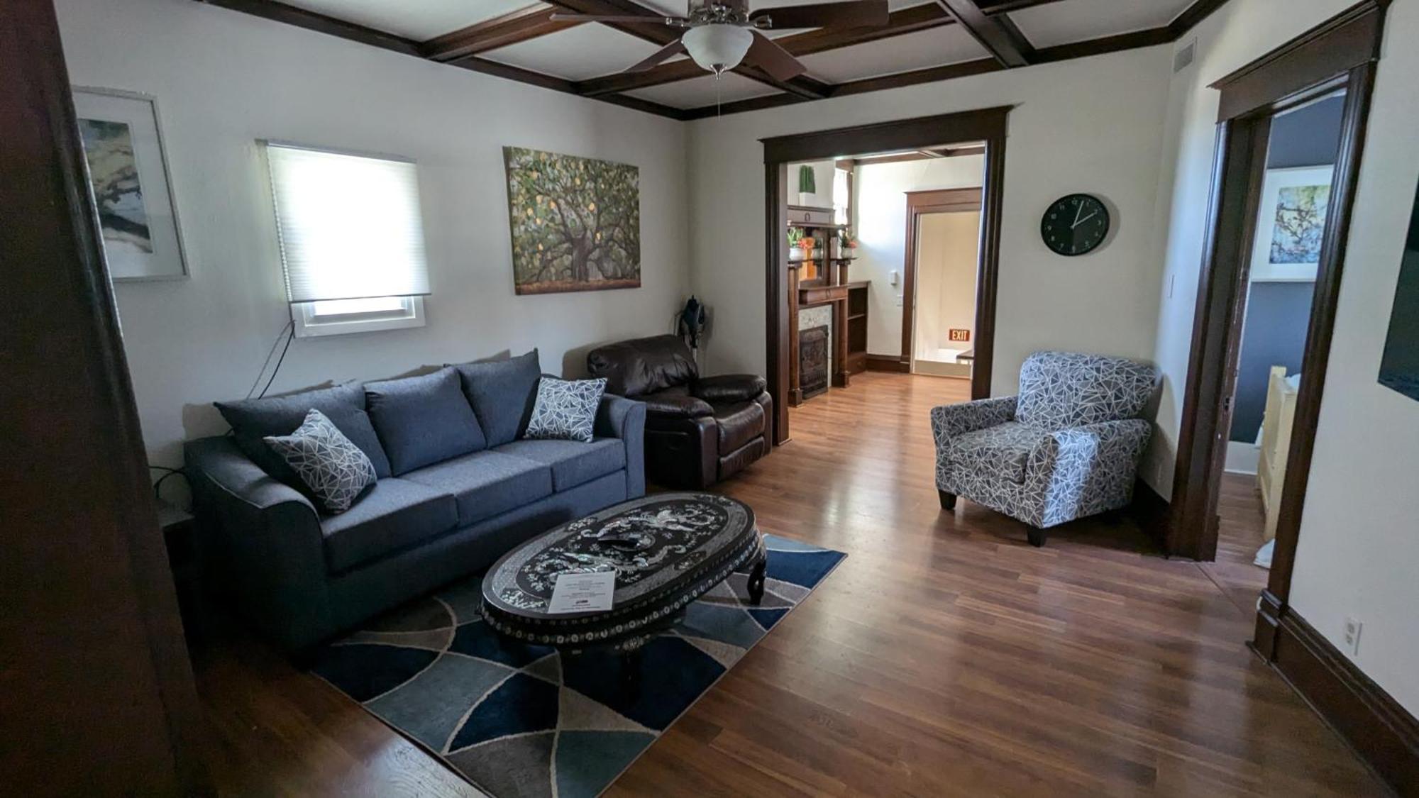 Koreana In Decorah Ngoại thất bức ảnh