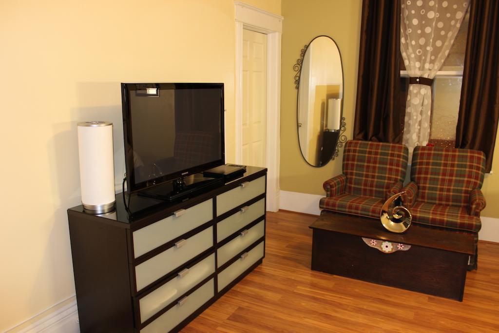 Koreana In Decorah Ngoại thất bức ảnh