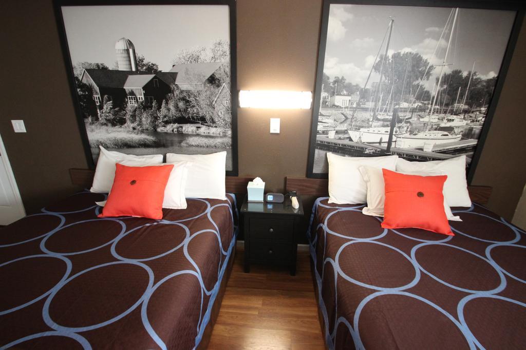 Koreana In Decorah Ngoại thất bức ảnh