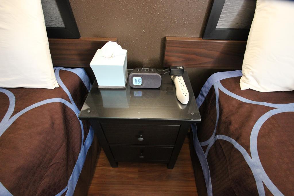Koreana In Decorah Ngoại thất bức ảnh
